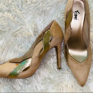 Swede nude heel -snakeskin detail